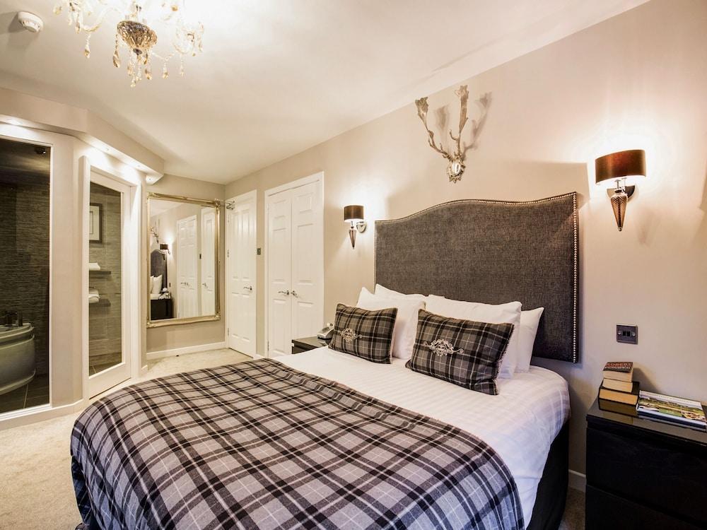 Barony Castle Hotel Peebles Exterior photo