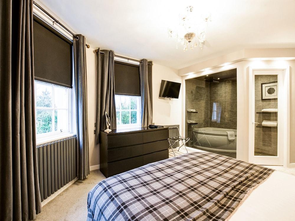 Barony Castle Hotel Peebles Exterior photo